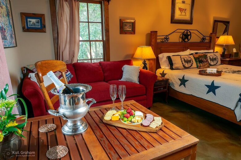 Bed & Breakfast Equinox Inn At Biscuit Hill