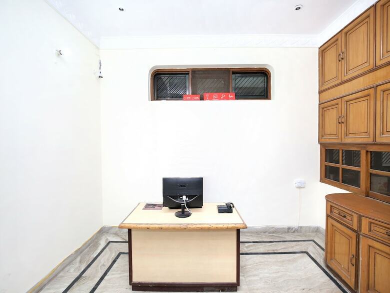 Apartamentos Oyo 16130 The Corner House