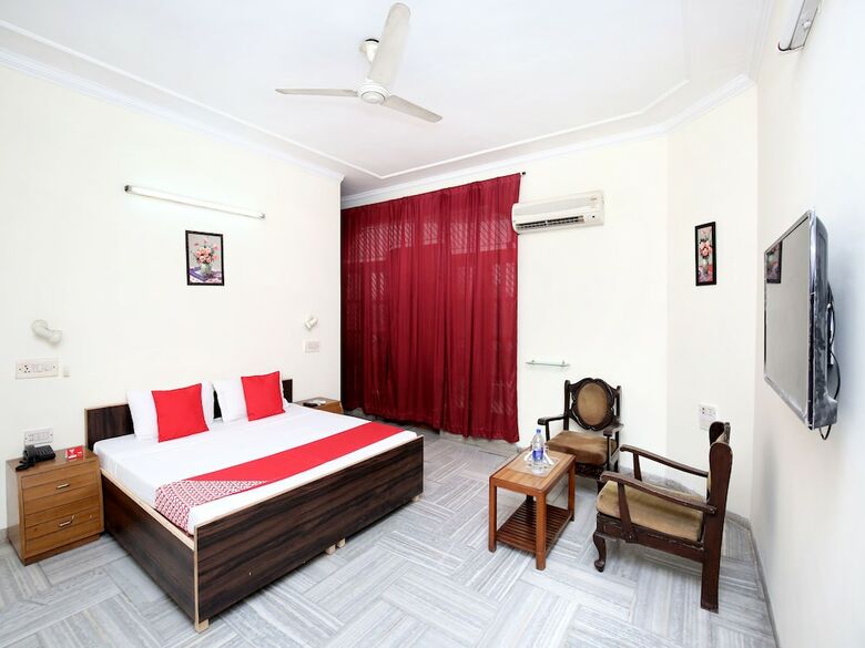 Apartamentos Oyo 16130 The Corner House