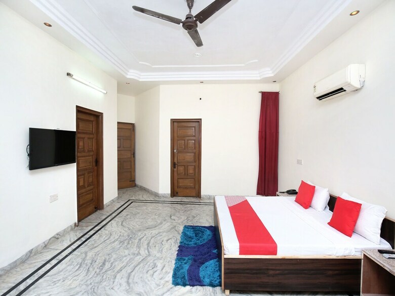 Apartamentos Oyo 16130 The Corner House
