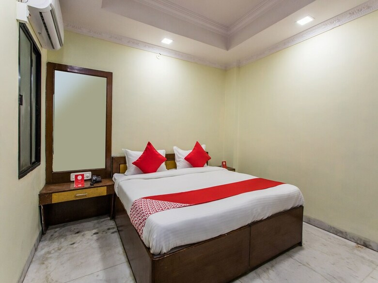 Hotel Oyo 14522 Ganga Residency