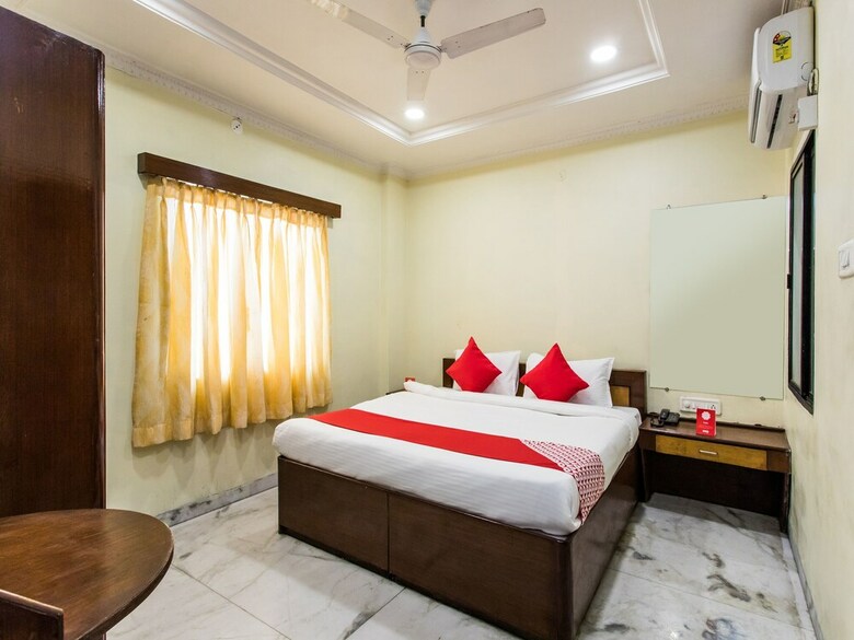 Hotel Oyo 14522 Ganga Residency