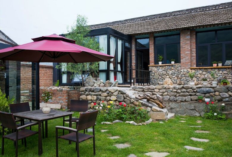 Hotel Yi Jing. Escape Split House