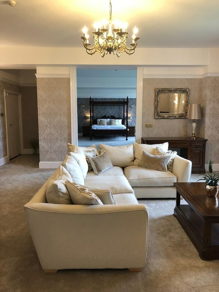 Oswald House Hotel