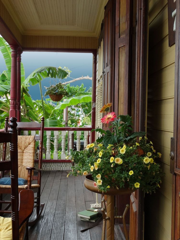 A 2 Tiempos Ays Bed And Breakfast
