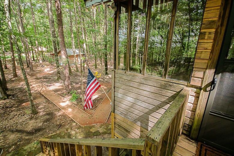 Cora's Cabins