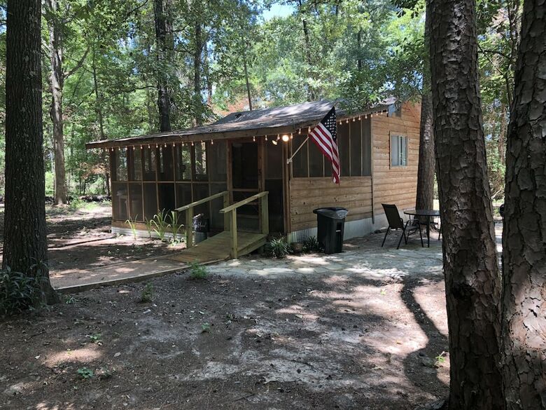 Cora's Cabins