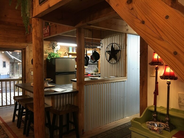 Cora's Cabins