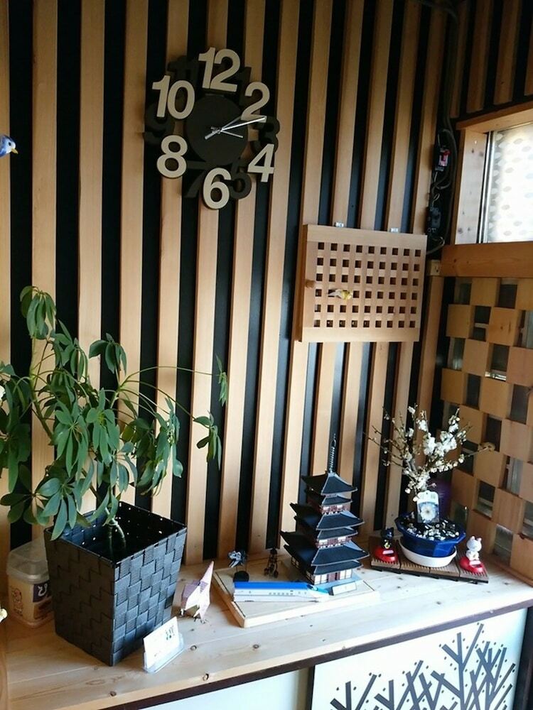 Hotel Lounge Taki