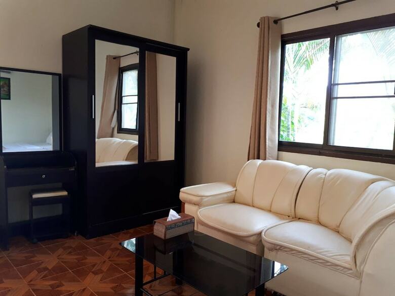 Hotel Karuna Resort