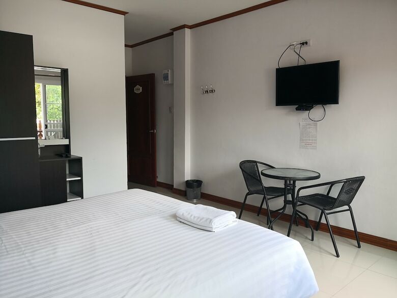 Ruenchofa Hotel