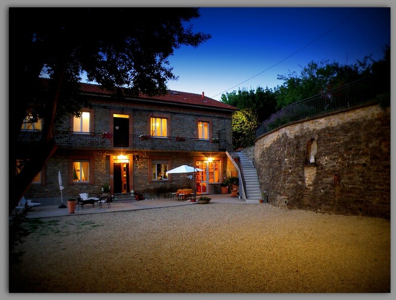 Bed & Breakfast Cascina Luvot