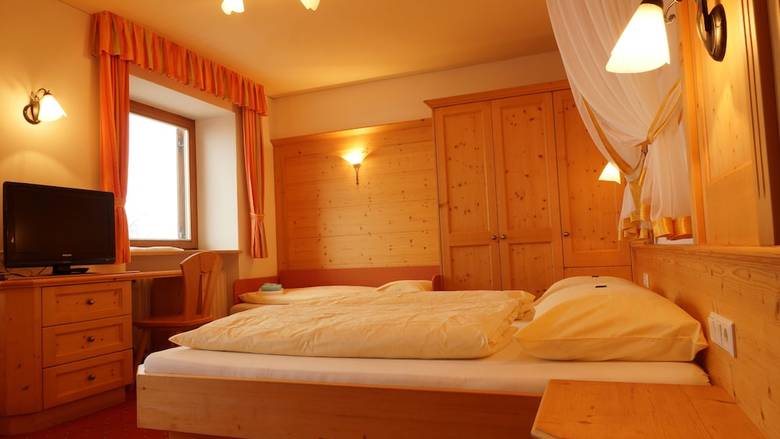 Hostal Hotel Restaurant Alpenrose