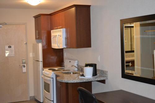 Hotel Western Star Inn And Suites Carlyle