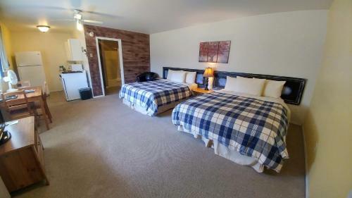 Bella Coola Mountain Lodge
