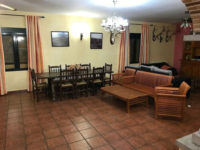 Agroturismo Casa Rural Los Rosales