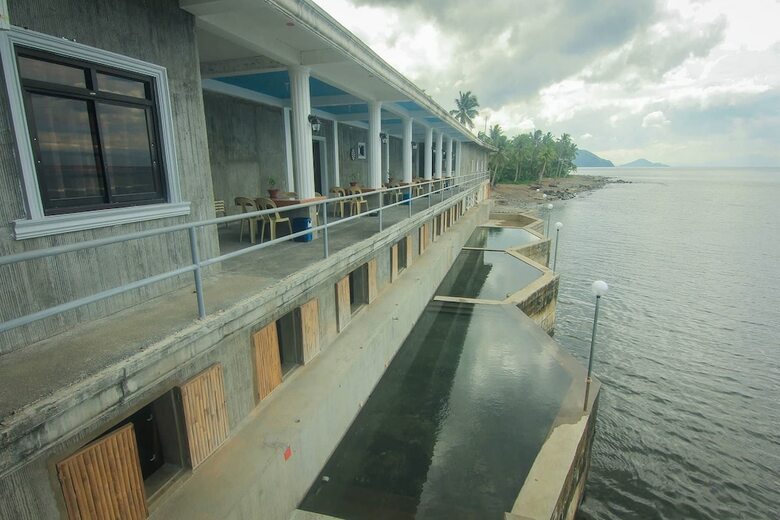 Hotel 247 Balikbayan Fun Resort