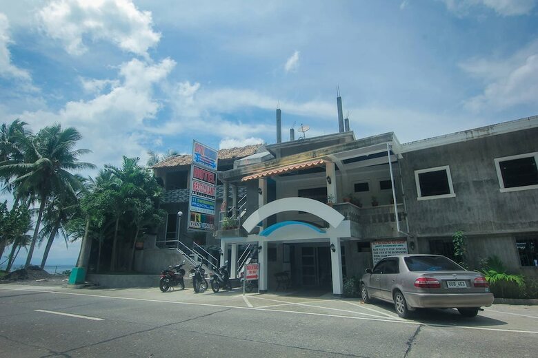 Hotel 247 Balikbayan Fun Resort