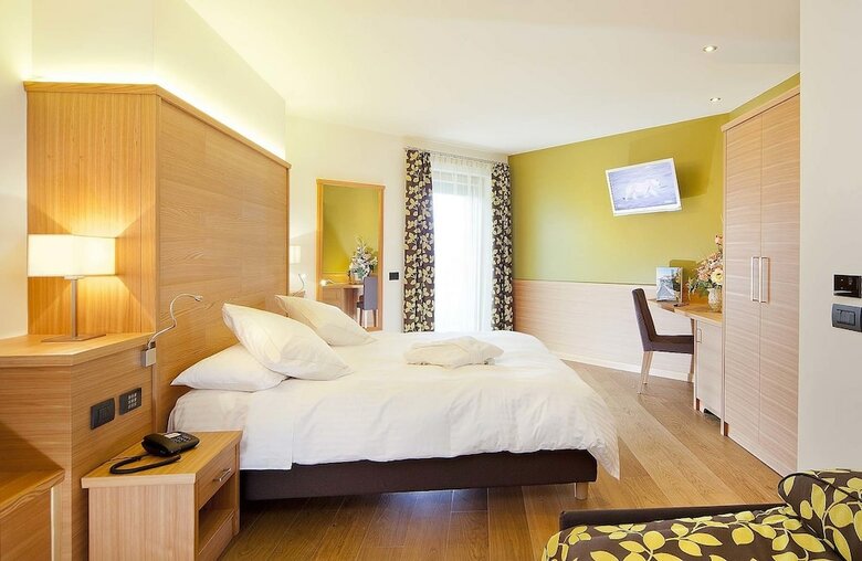 Viridis Hotel