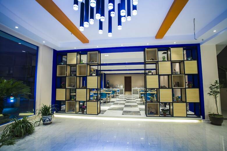 Fun-loving Theme Hotel Of Tengchong
