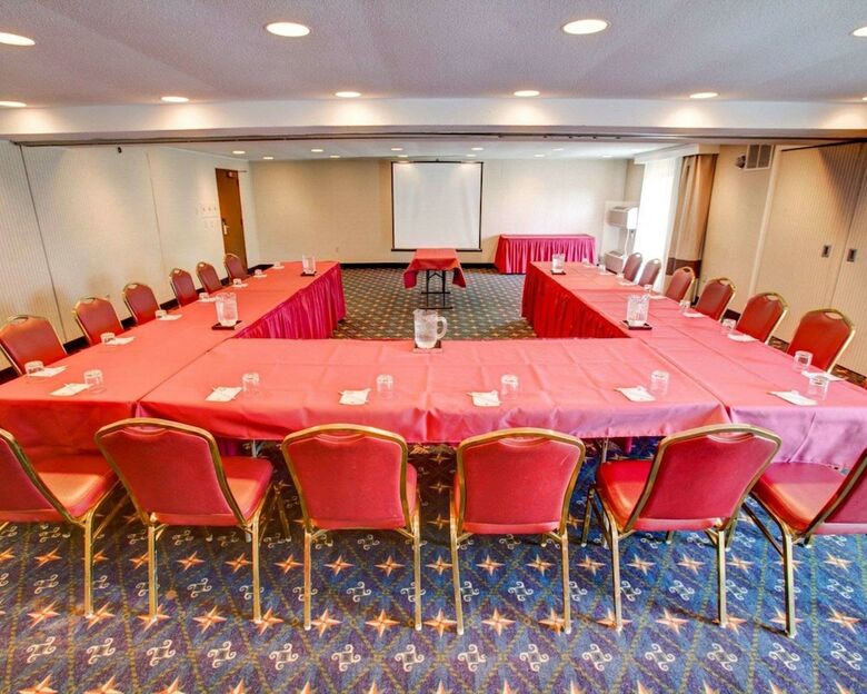 Hotel Comfort Inn Conference Center