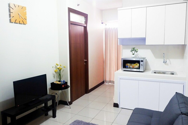 Amazing Pluit Apartment