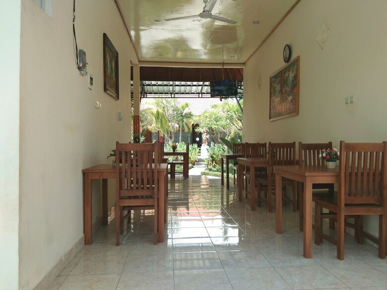 Bed & Breakfast Hotel Permata Sari