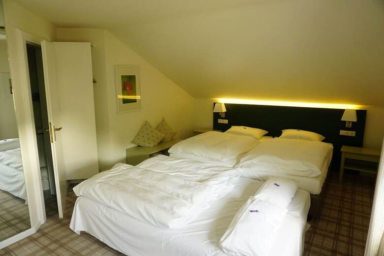 Posada Landgasthof L�uterh�usle