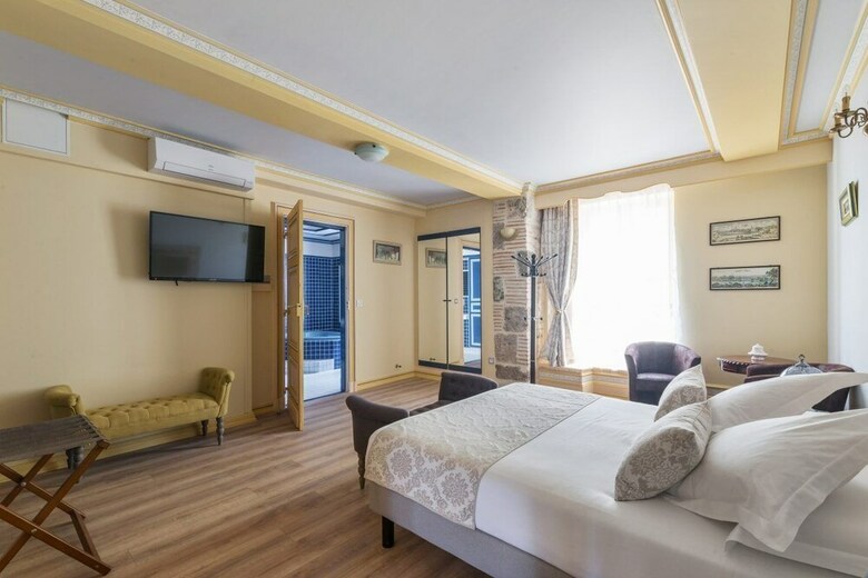Hotel Ch�teau Lacaze