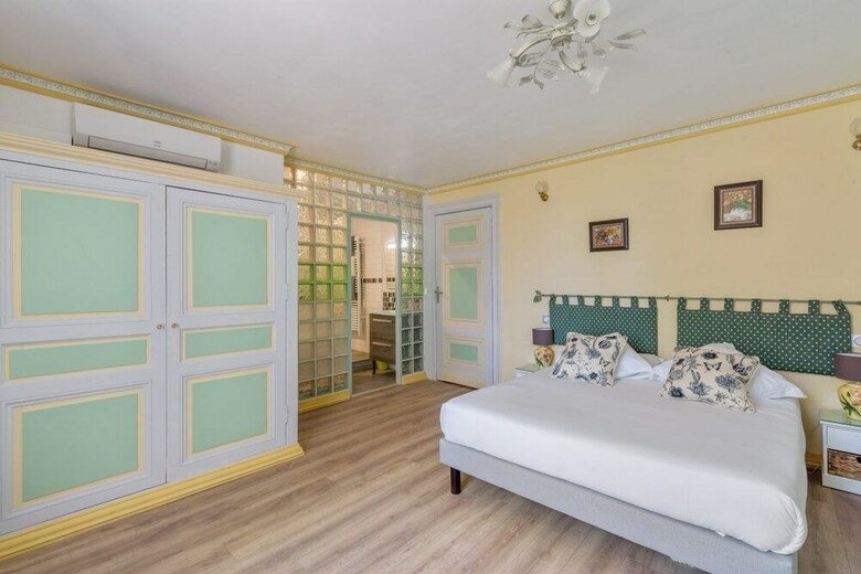 Hotel Ch�teau Lacaze