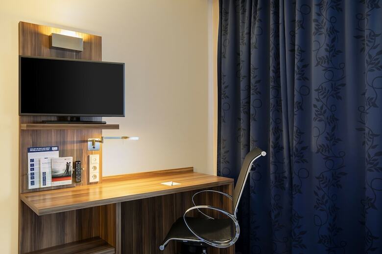 Hotel Holiday Inn Express Bremen Airport