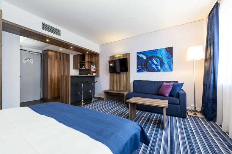 Hotel Holiday Inn Express Bremen Airport