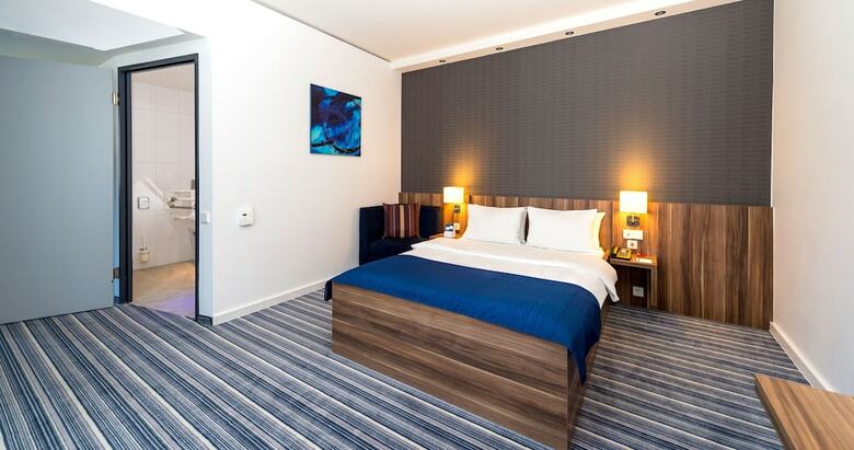 Hotel Holiday Inn Express Bremen Airport
