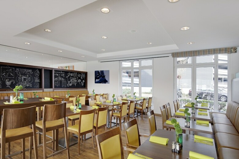 Hotel Holiday Inn Express Bremen Airport