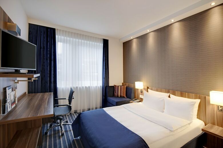 Hotel Holiday Inn Express Bremen Airport