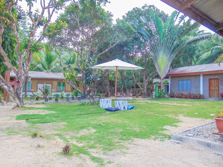 Hotel Pangulatan Beach Resort