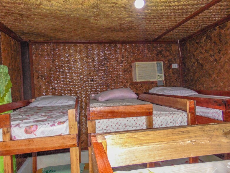 Hotel Pangulatan Beach Resort