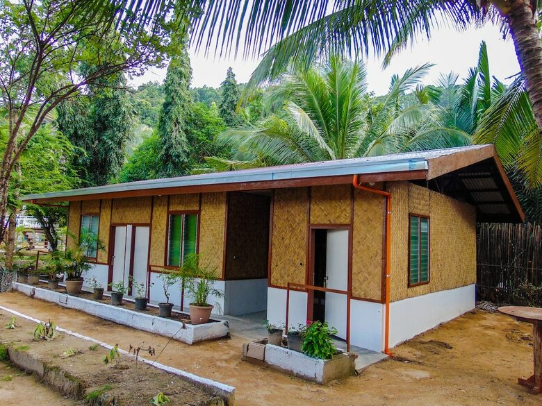 Hotel Pangulatan Beach Resort
