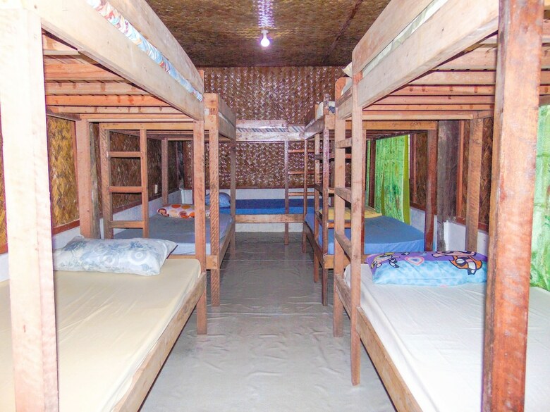 Hotel Pangulatan Beach Resort