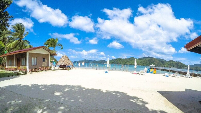 Hotel Pangulatan Beach Resort