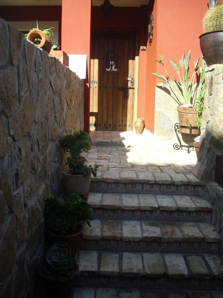 Hotel La Posada De Menchu