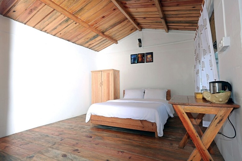 Bed & Breakfast Banlekhi