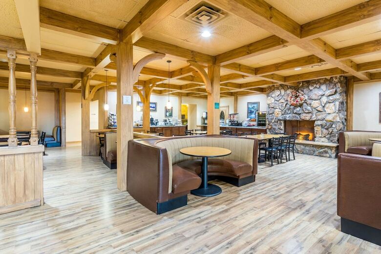Hotel Baymont By Wyndham Fort Morgan