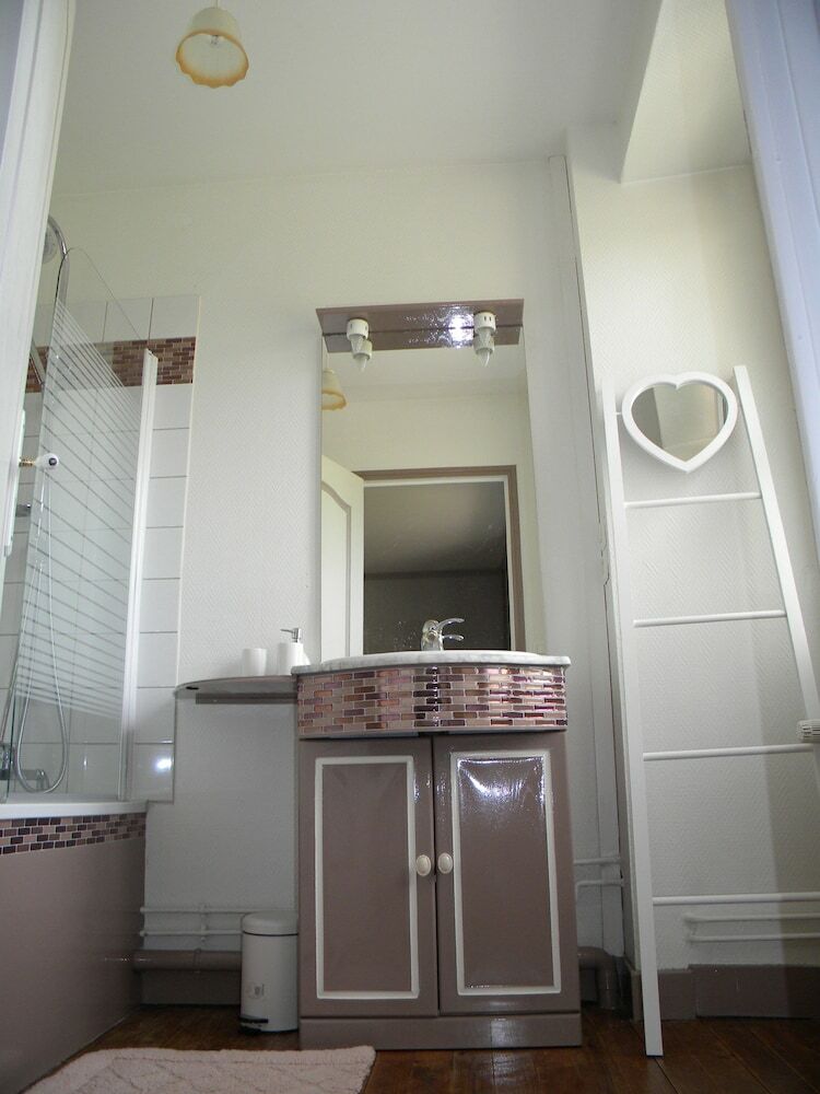 Hotel Chambres D'h�tes Du Domaine Val Bruant