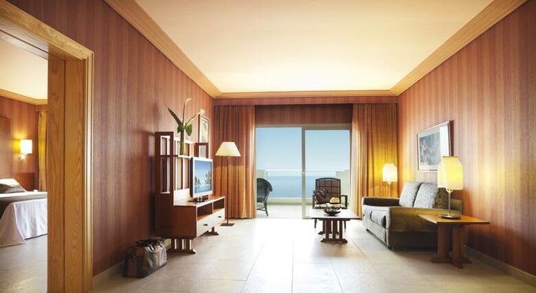 Hotel Roca Nivaria