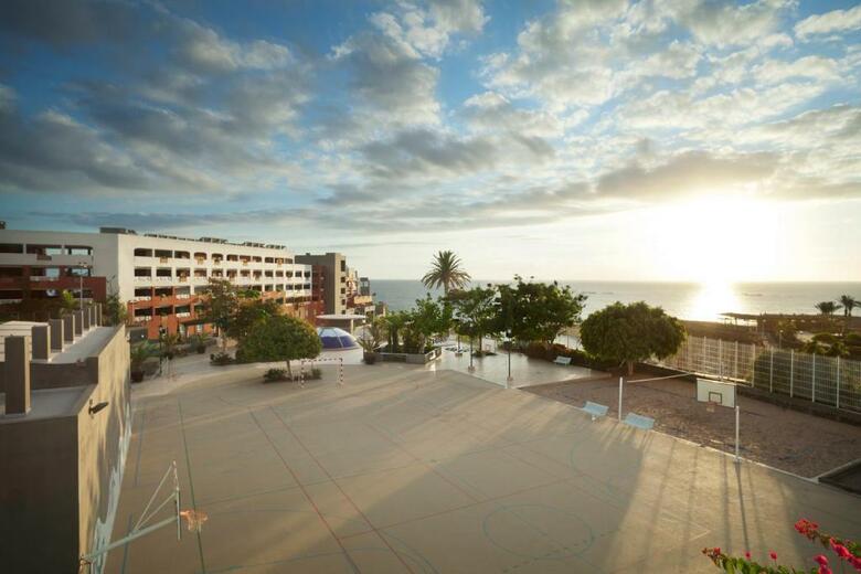 Hotel Roca Nivaria