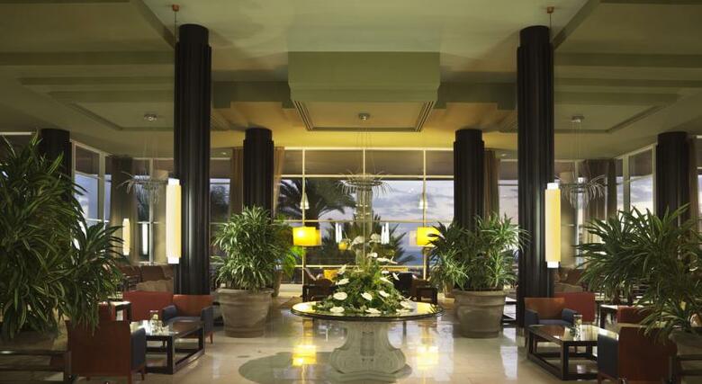 Hotel Roca Nivaria