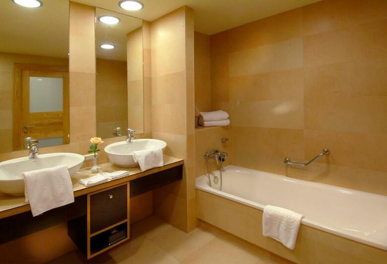 Hotel Roca Nivaria
