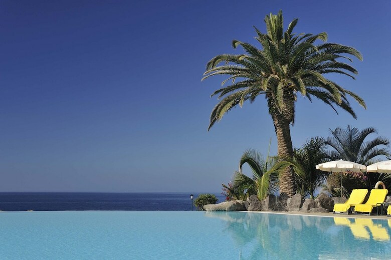 Hotel Roca Nivaria