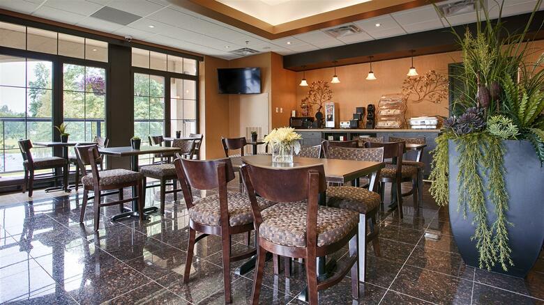 Hotel Best Western Plus Perth Parkside Inn & Spa